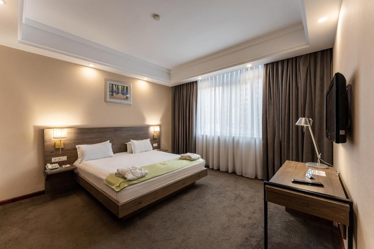 Renion Residence Hotel アルマトイ エクステリア 写真