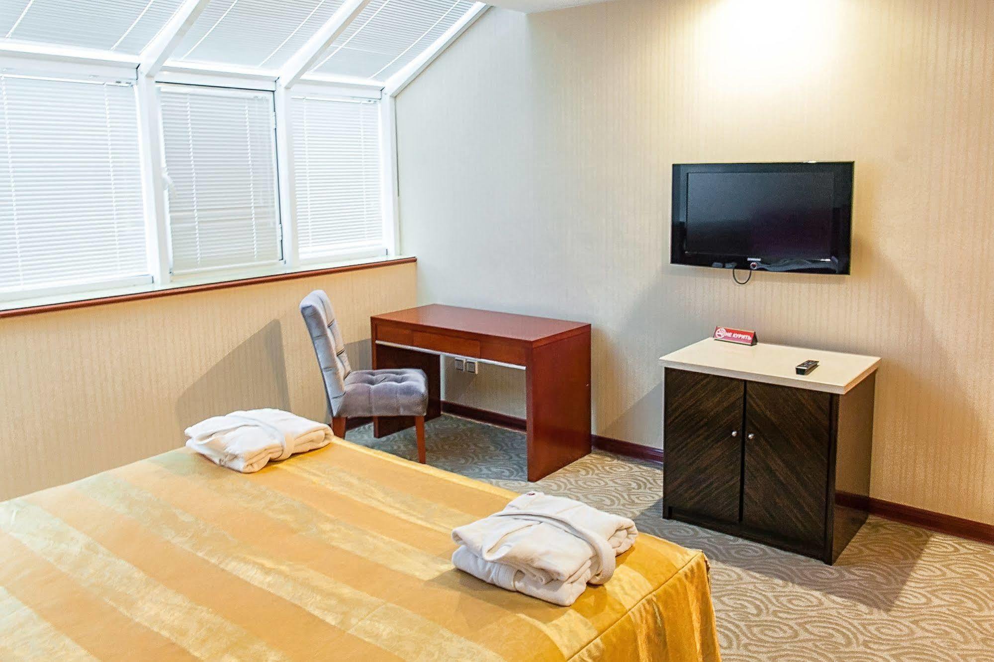 Renion Residence Hotel アルマトイ エクステリア 写真