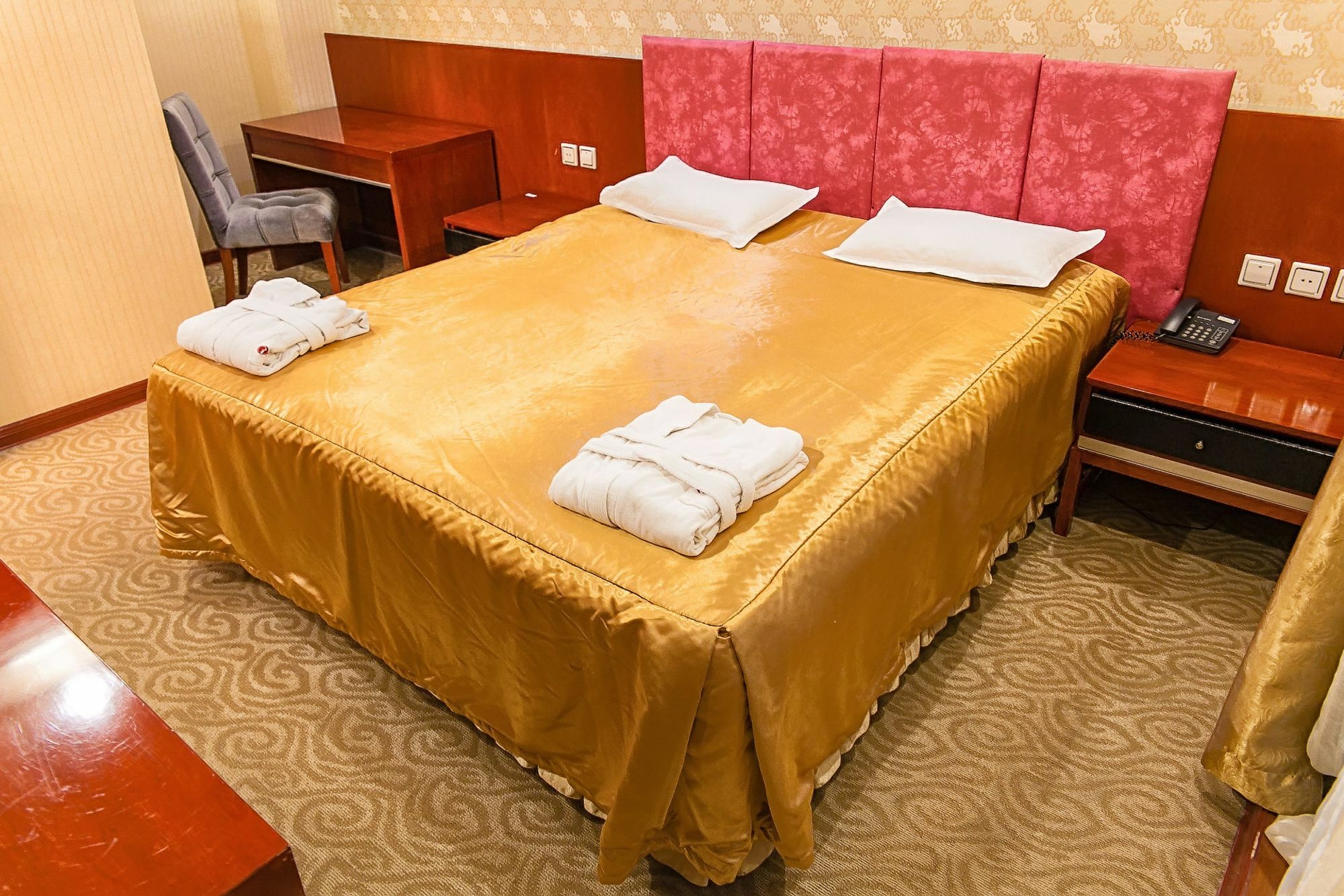 Renion Residence Hotel アルマトイ エクステリア 写真