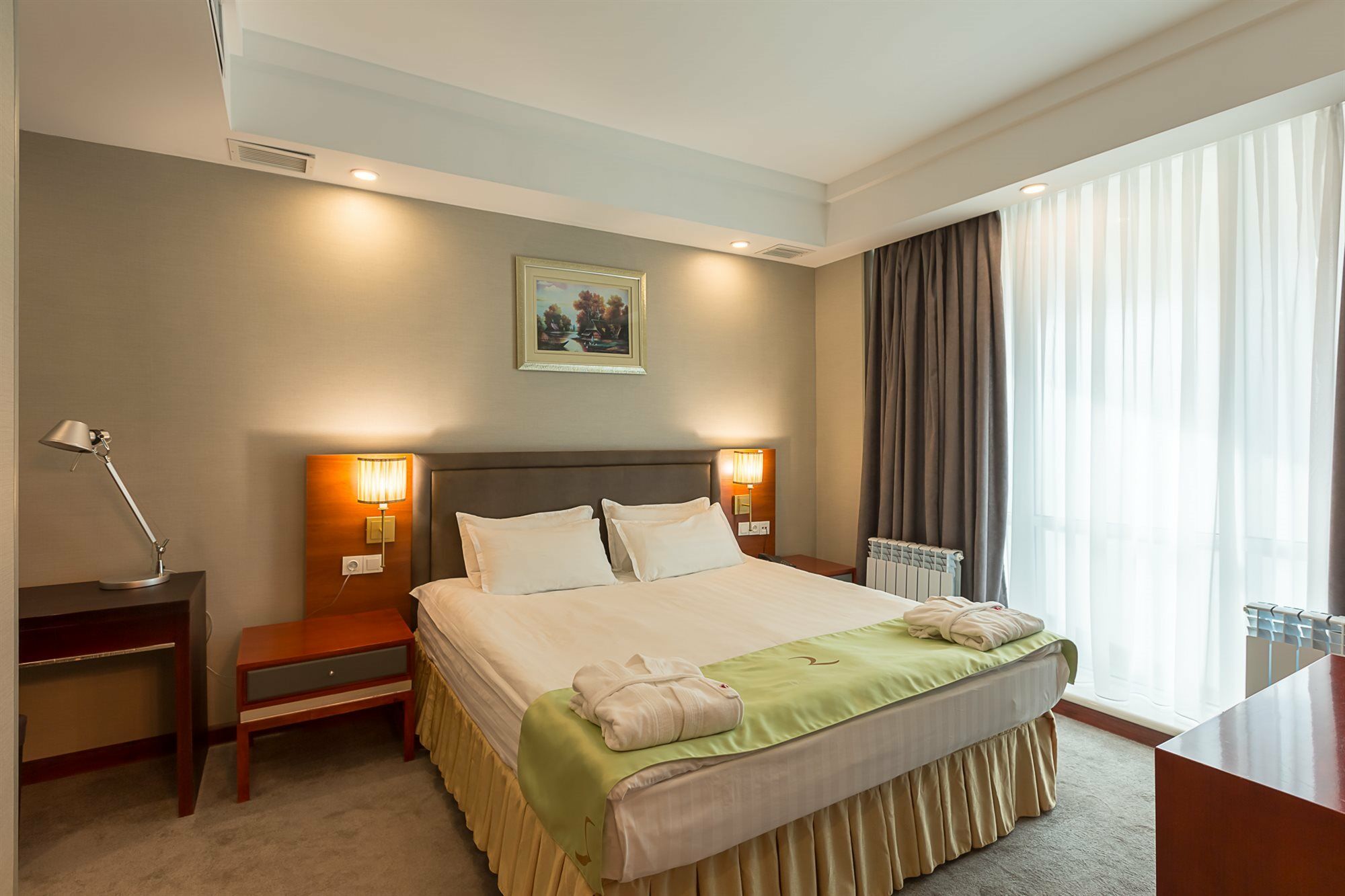 Renion Residence Hotel アルマトイ エクステリア 写真