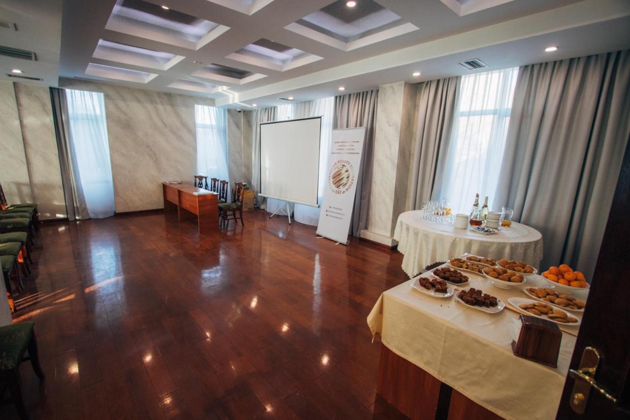 Renion Residence Hotel アルマトイ エクステリア 写真